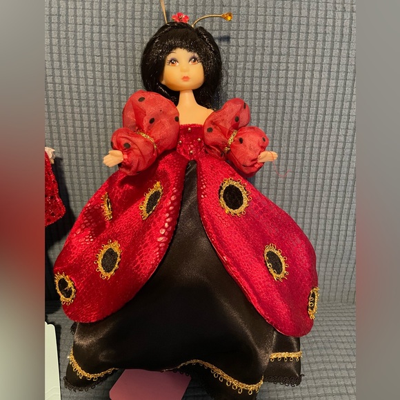 Marie Osmond Bug Ball Collectible Dolls - Picture 4 of 6